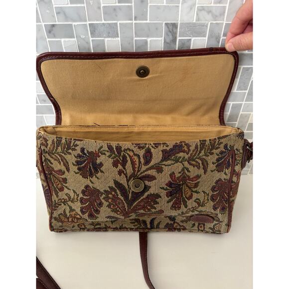 Vintage Liz Claiborne Tapestry Shoulder Bag – 90s Floral Carpet Bag - Picture 4 of 6
